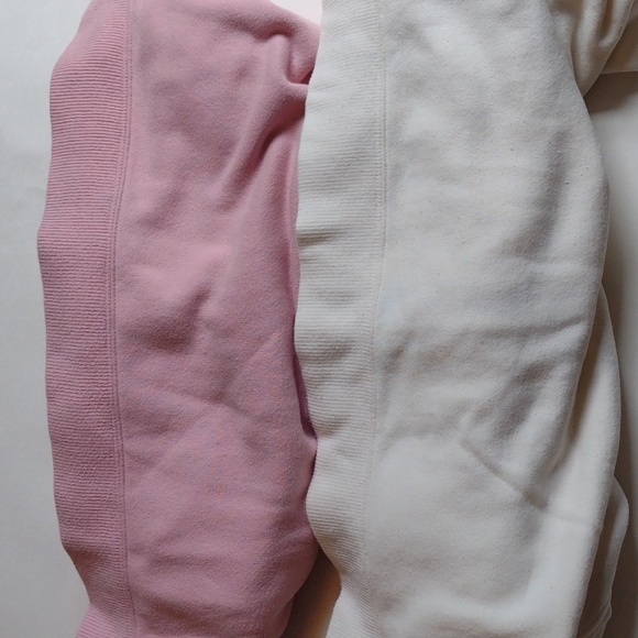 Pacers Zip up off white & Pink Women's size medium 80% cotton 20% polyester - Picture 7 of 9